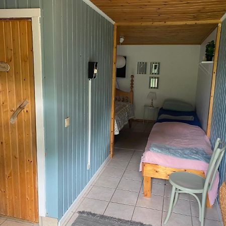 Gaeststuga I Loefsaeng Hajstorp Töreboda Zewnętrze zdjęcie