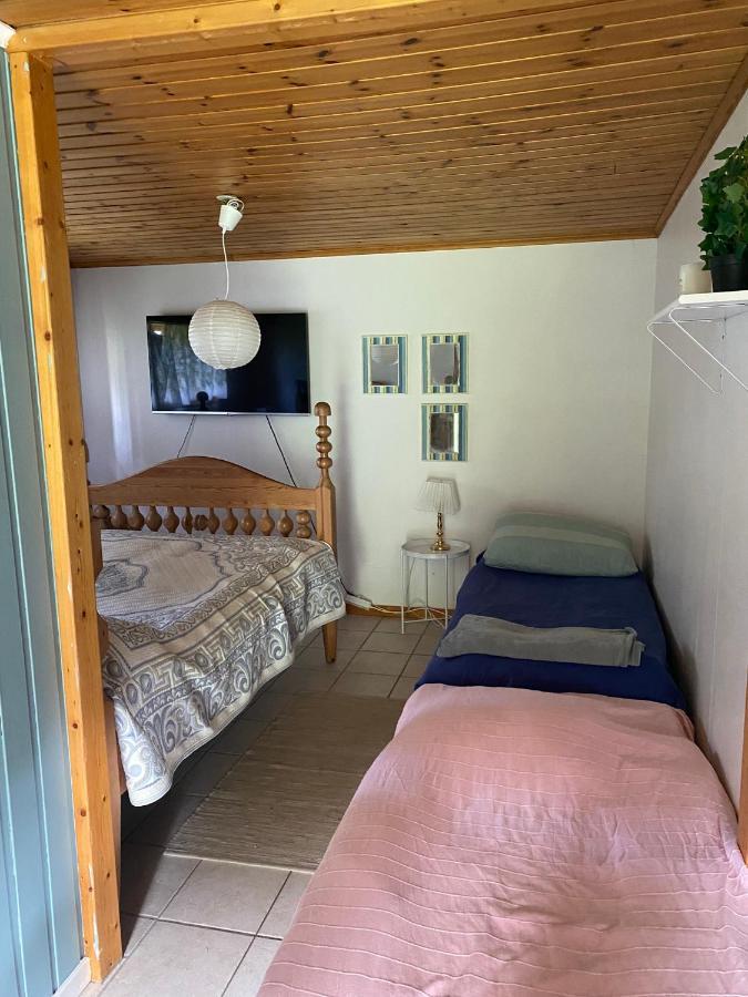 Gaeststuga I Loefsaeng Hajstorp Töreboda Zewnętrze zdjęcie